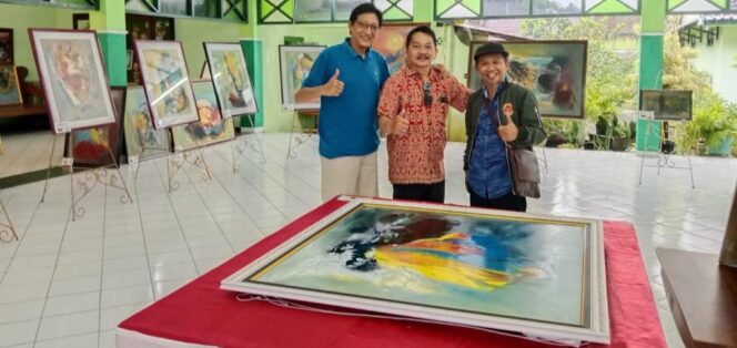 
 Unik Tapi Asik,Inilah Pameran Abstrak Karakteristik