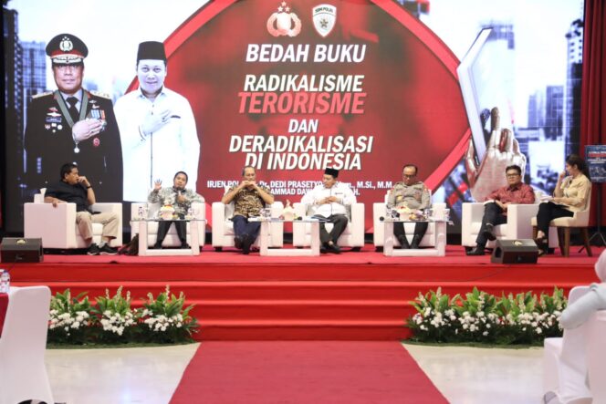 
 Acara yang bertajuk, Membedah buku berjudul Radikalisme Terorisme dan Deradikalisasi di Indonesia.