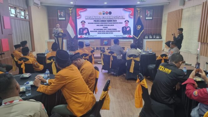 
 Dengan Cooling System Polres Jember Kawal Demokrasi Menuju Pilkada 2024 yang Aman dan Damai